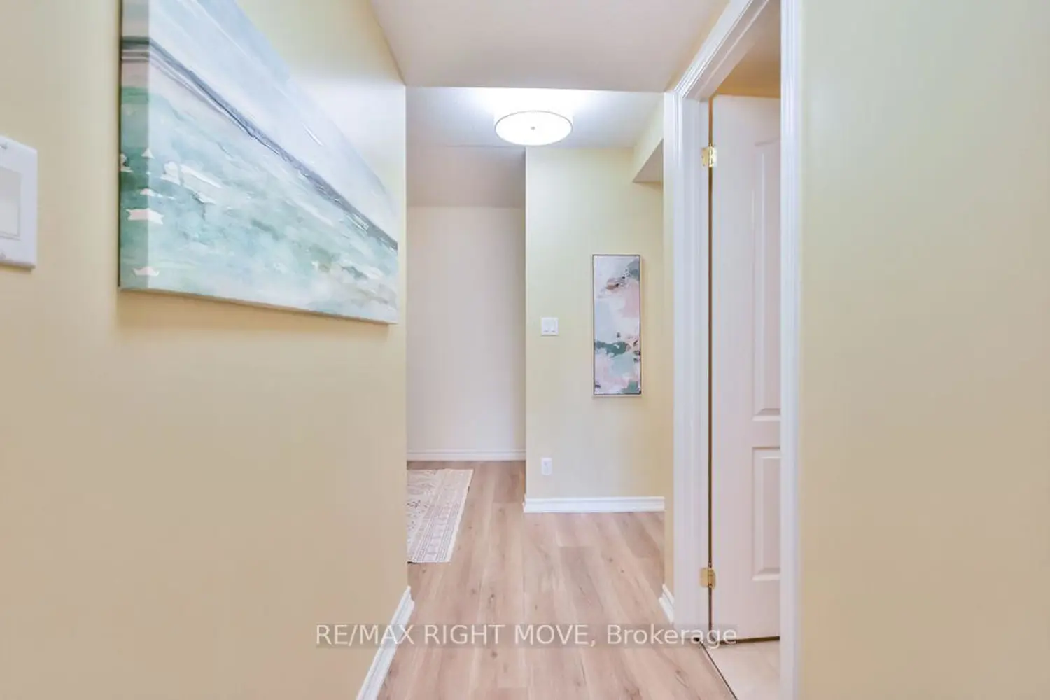Additional image 18 of 486 Laclie Street 313