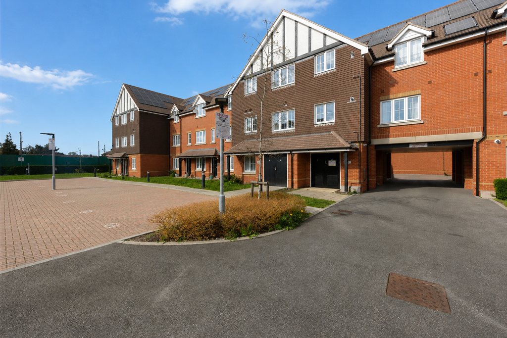 Additional image 20 of 2 bed flat for saleGatehouse Close, Ashford TW15