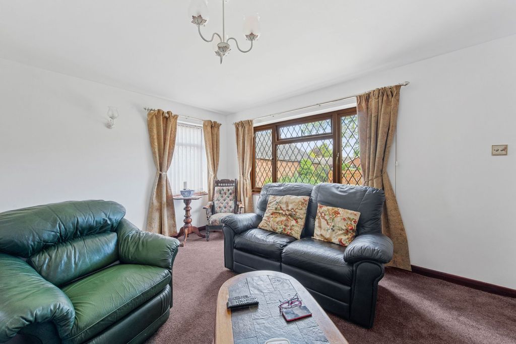 2 bed detached bungalow for saleStation Road, Willoughby LN13 photo 5