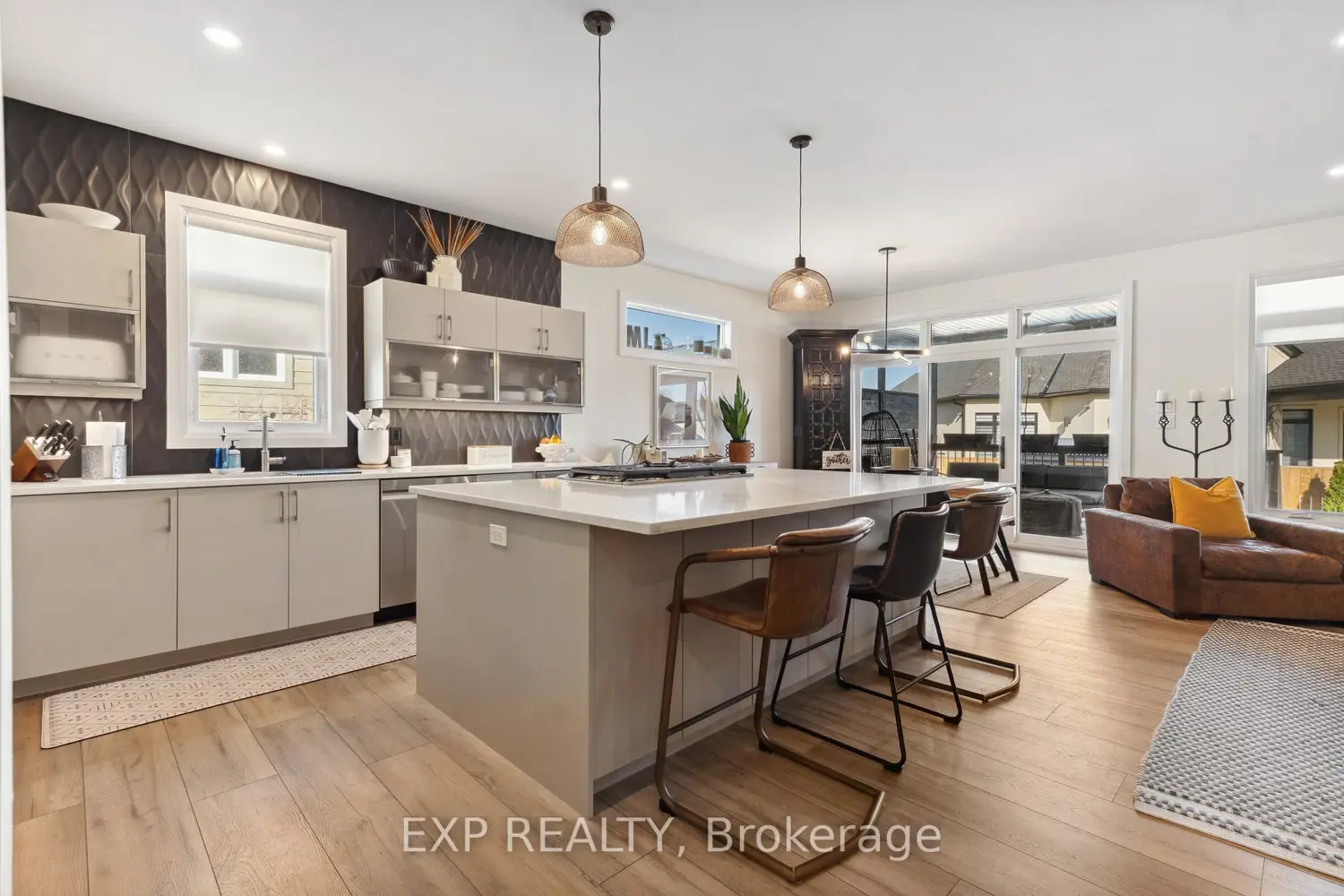 Additional image 4 of 3598 Canfield Crescent