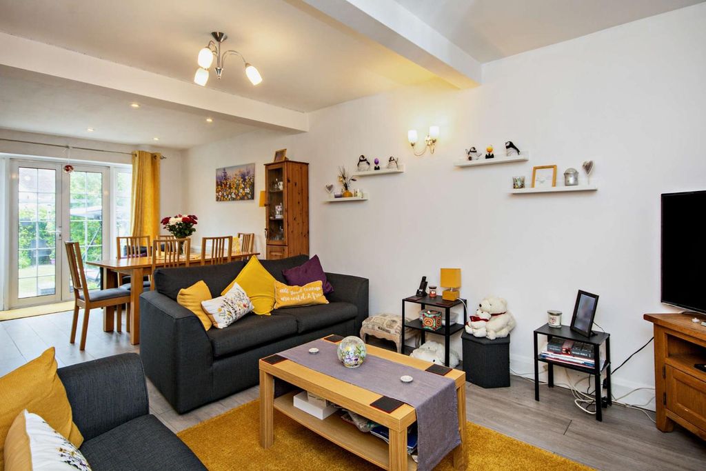 Additional image 6 of 3 bed semi-detached house for saleBrownrigg Road, Ashford TW15