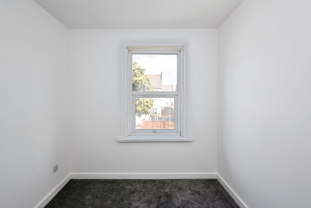 Additional image 10 of 4 bed terraced house for saleMeyrick Road, Portsmouth PO2