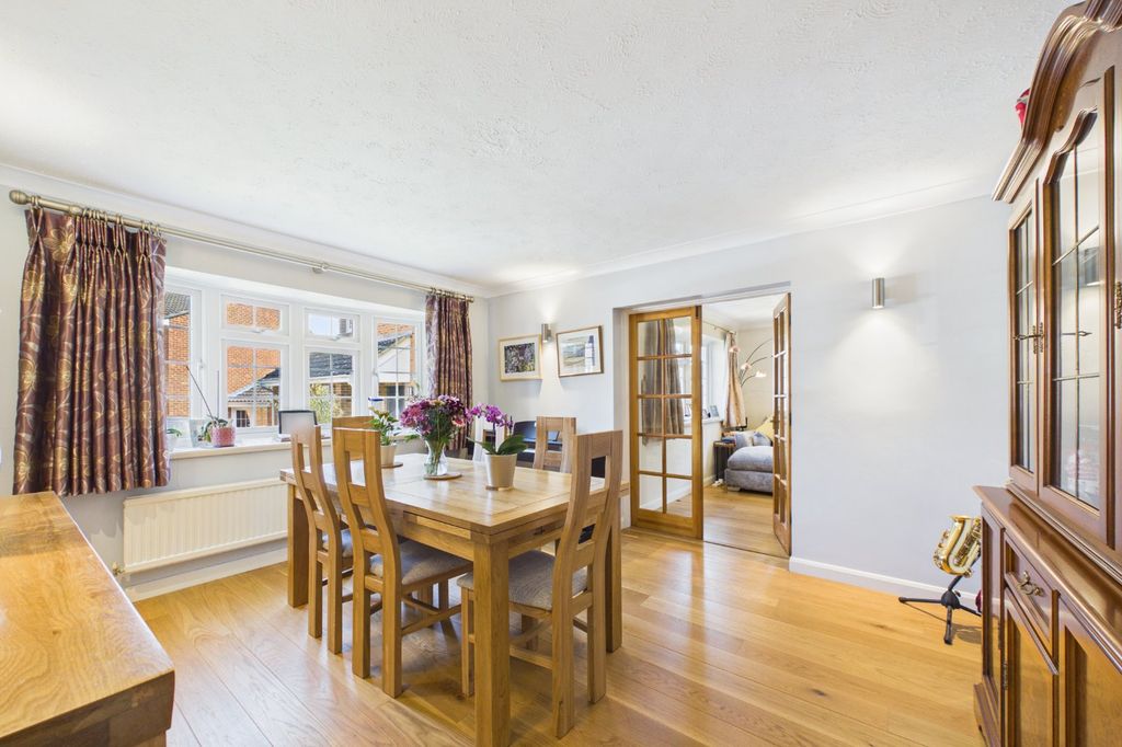 Additional image 4 of 4 bed detached house for saleChristie Walk, Yateley, Hampshire GU46