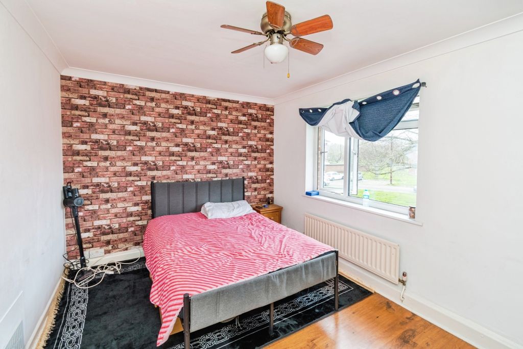 Additional image 2 of 1 bed flat for saleCleasby Close, Southampton, Hampshire SO16