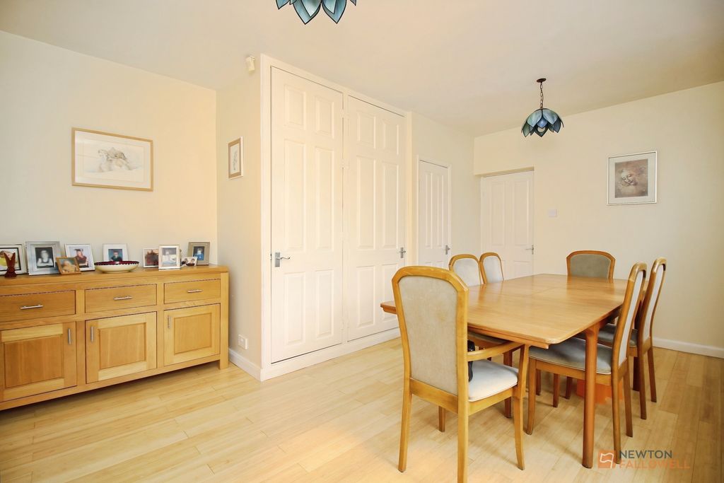 Additional image 10 of 4 bed detached bungalow for saleEastmere Road, Wigston LE18