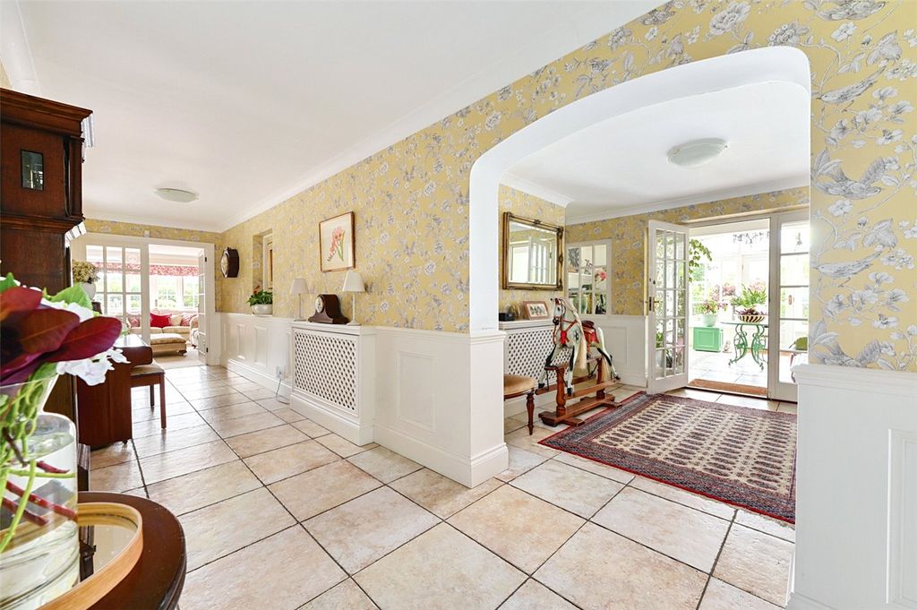 Additional image 14 of 6 bed detached house for saleWhite Horse Lane, Finchampstead, Wokingham, Berkshire RG40