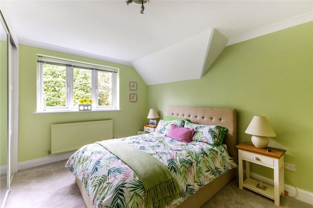 Additional image 16 of 4 bed detached house for saleKiln Ride, Finchampstead, Wokingham RG40