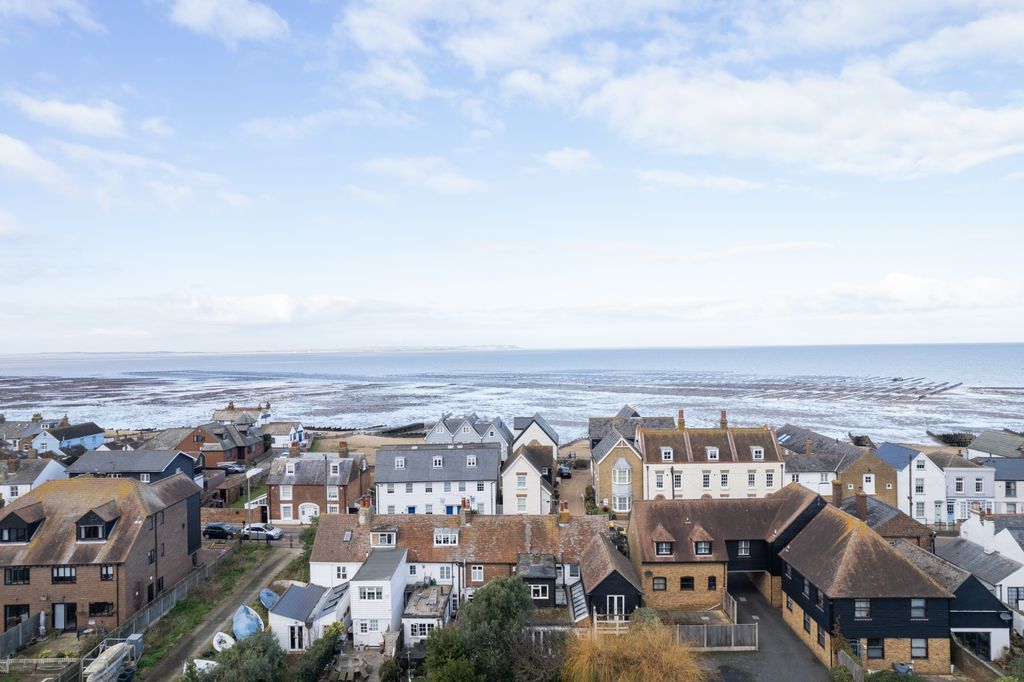 Additional image 30 of 2 bed flat for salePettman Mews Island Wall, Whitstable CT5