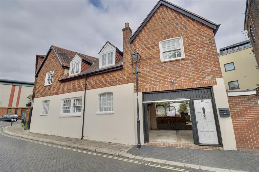Additional image 21 of 3 bed detached house for saleBeck Street, Portsmouth PO1