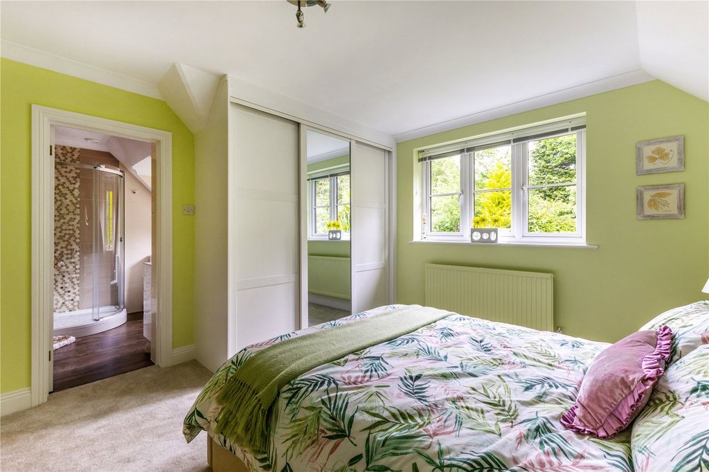 Additional image 15 of 4 bed detached house for saleKiln Ride, Finchampstead, Wokingham RG40