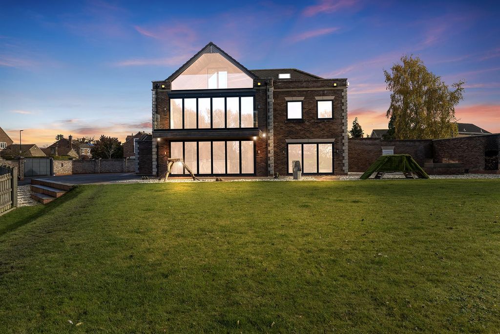 Additional image 42 of 5 bed detached house for saleThe Village, Earswick, York YO32