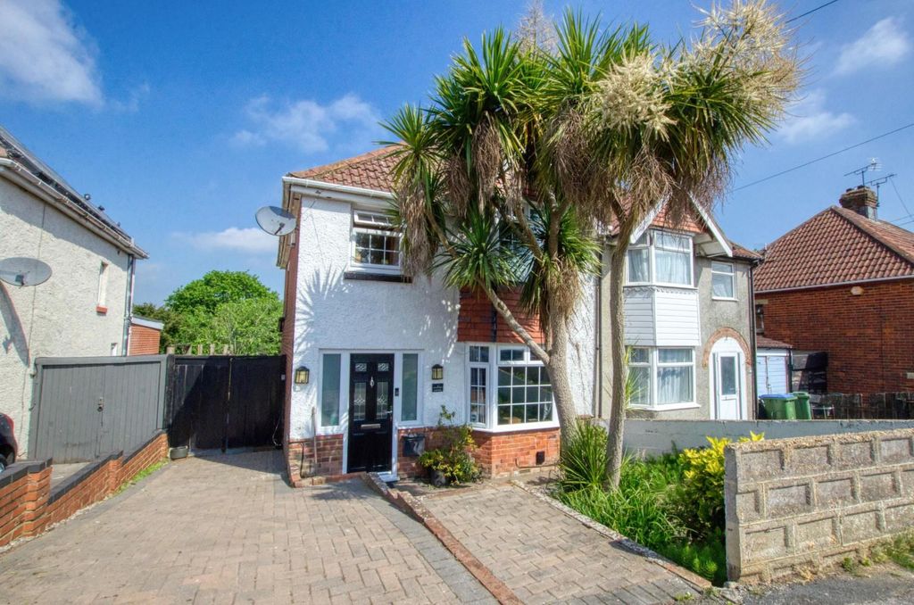 Additional image 17 of 3 bed semi-detached house for saleCornwall Road, Southampton SO18
