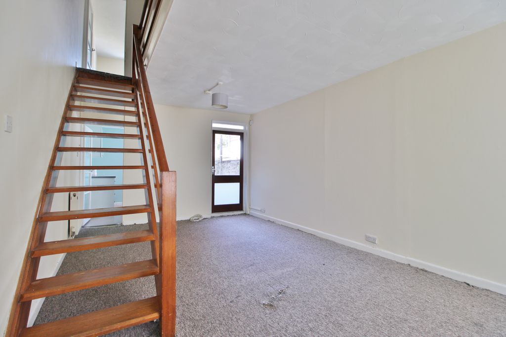 Additional image 16 of 3 bed terraced house for saleExmouth Road, Southsea PO5