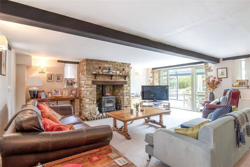 Additional image 9 of 6 bed detached house for saleMain Road, Curbridge, Witney, Oxfordshire OX29