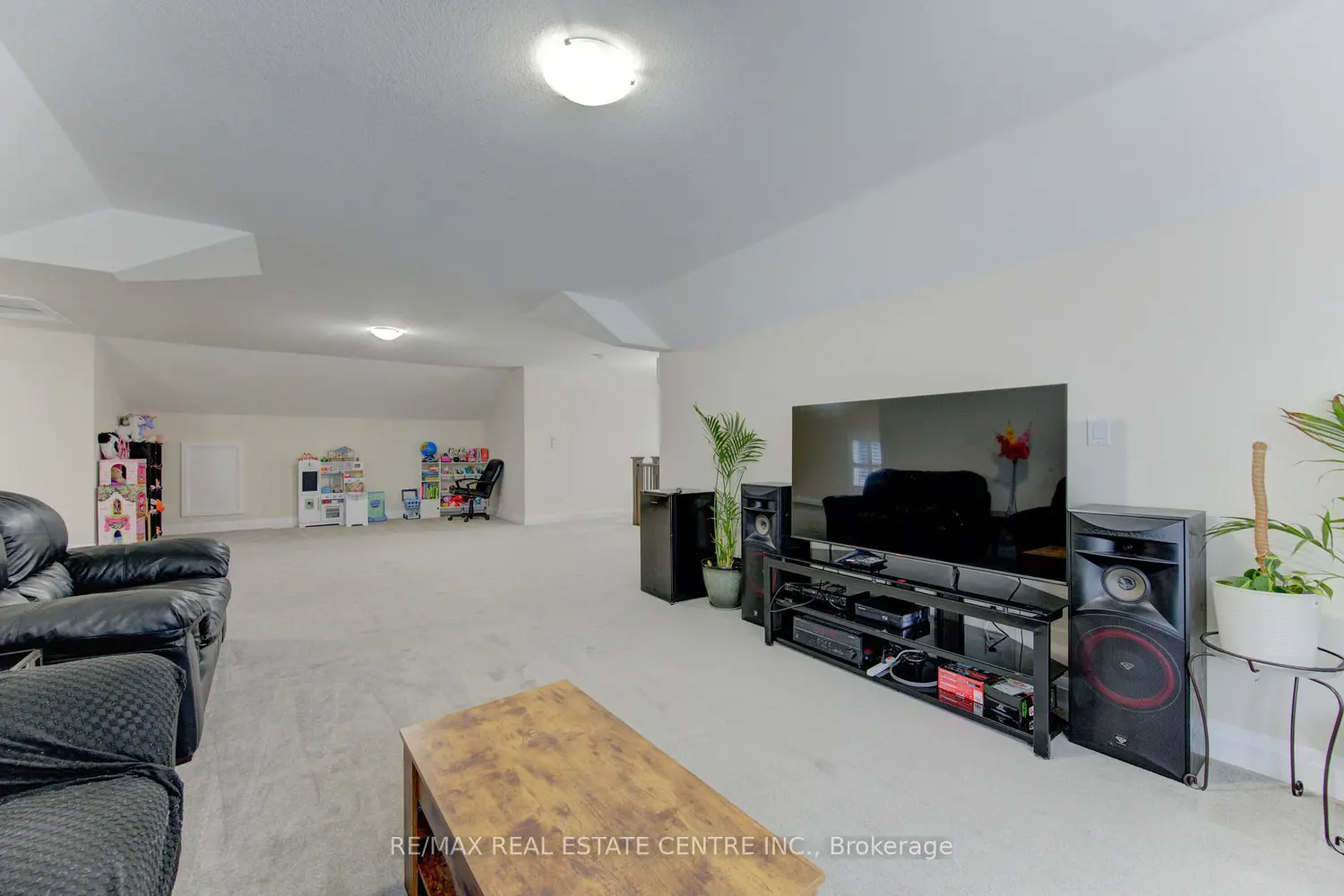 Additional image 7 of 285 Sedgewood Street