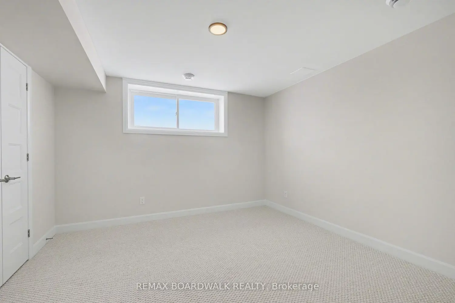 Additional image 11 of 967 Chablis Crescent