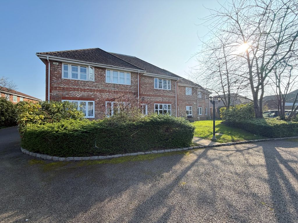 Additional image 11 of 2 bed flat for saleCumberland Road, Ashford TW15