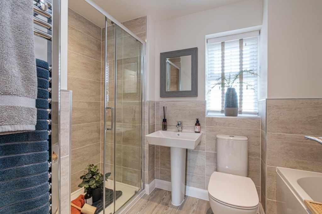 Additional image 9 of 4 bed detached house for sale"Avondale" at Common Mead Lane, Gillingham SP8