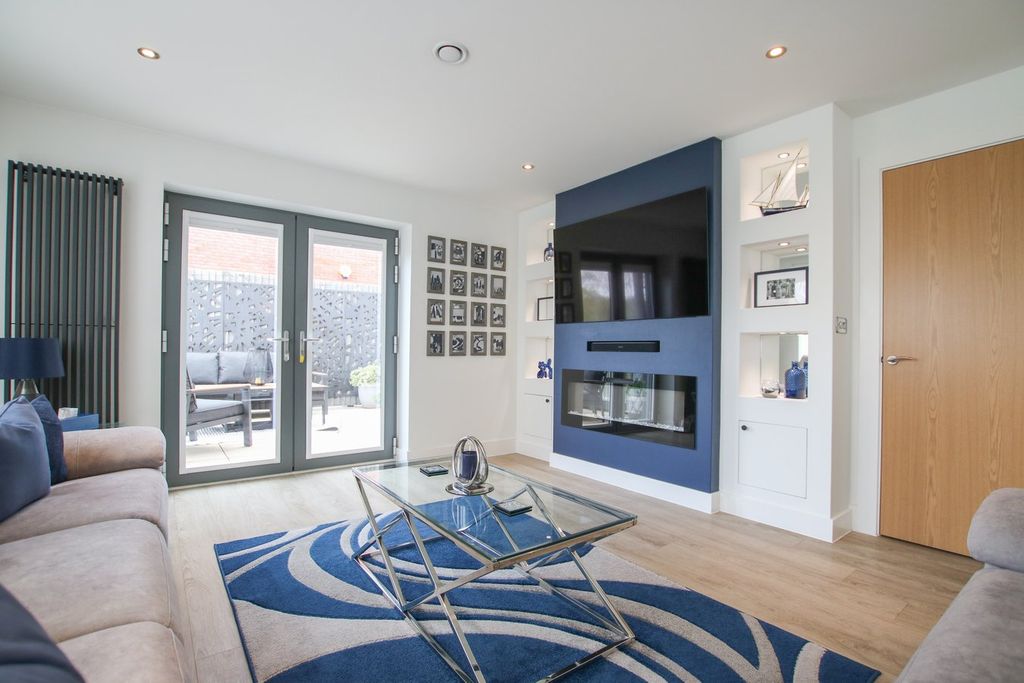 Additional image 11 of 3 bed flat for saleElms Walk, Wokingham RG40