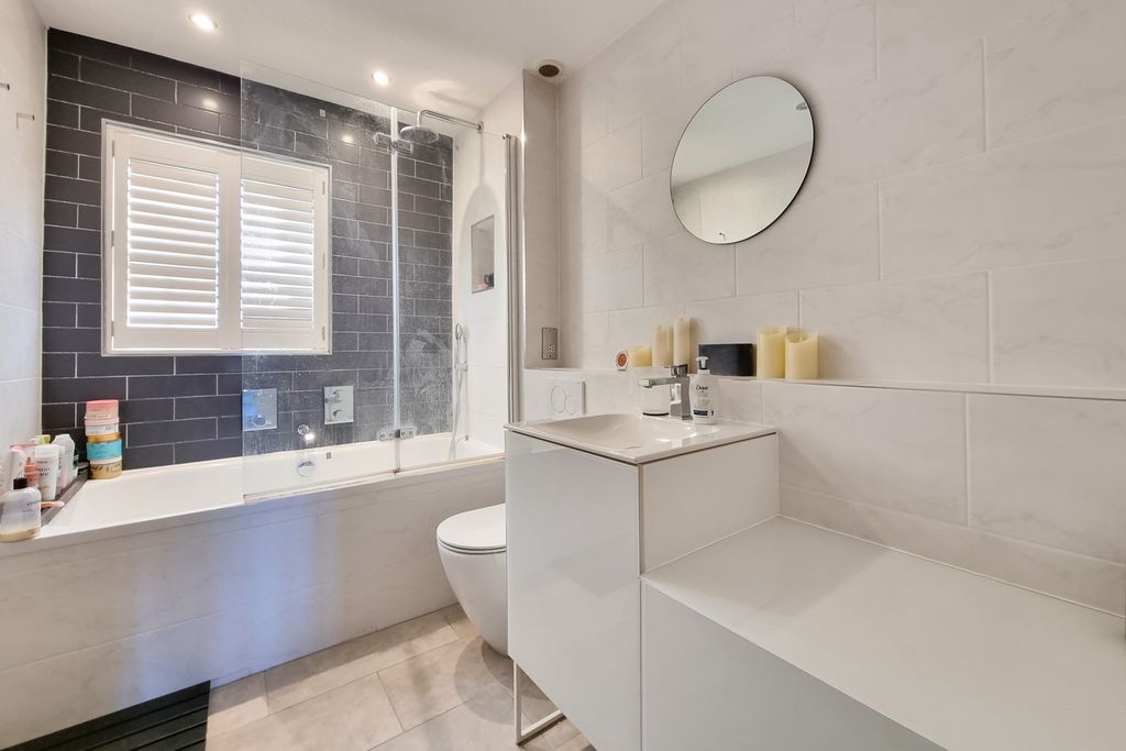 Additional image 16 of 3 bed town house for saleOld Portsmouth, Hampshire PO1