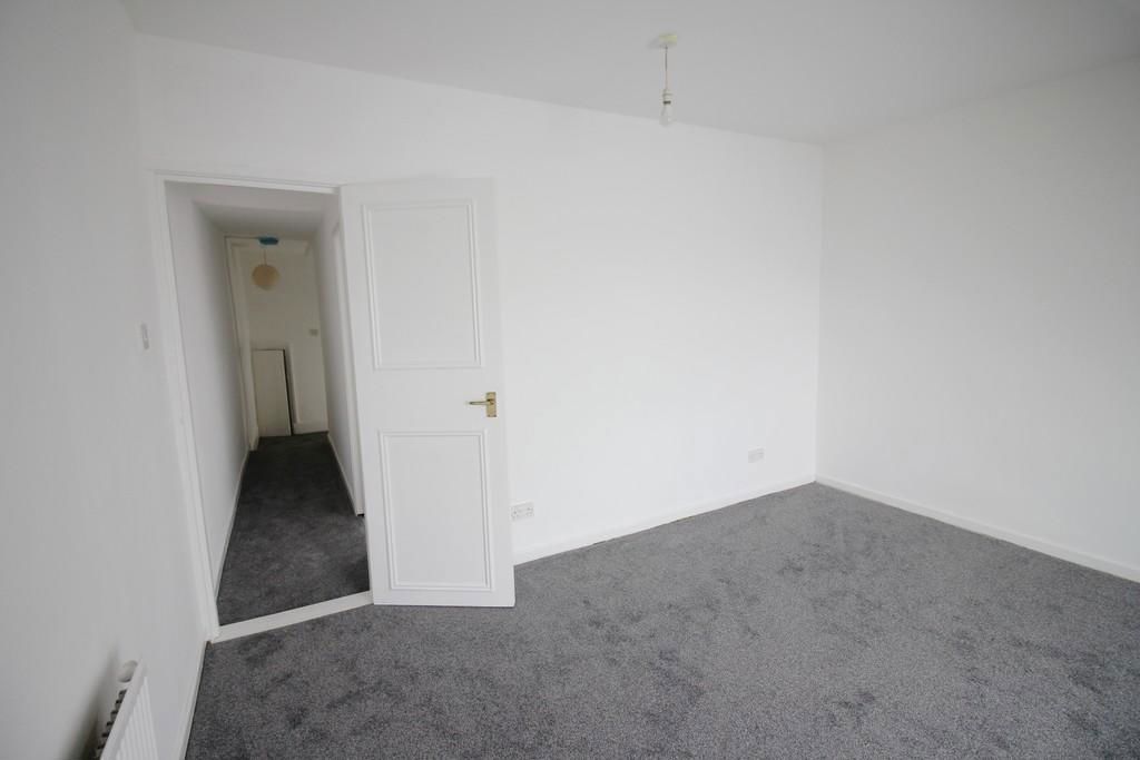 Additional image 5 of 2 bed flat for saleTwyford Avenue, Portsmouth PO2