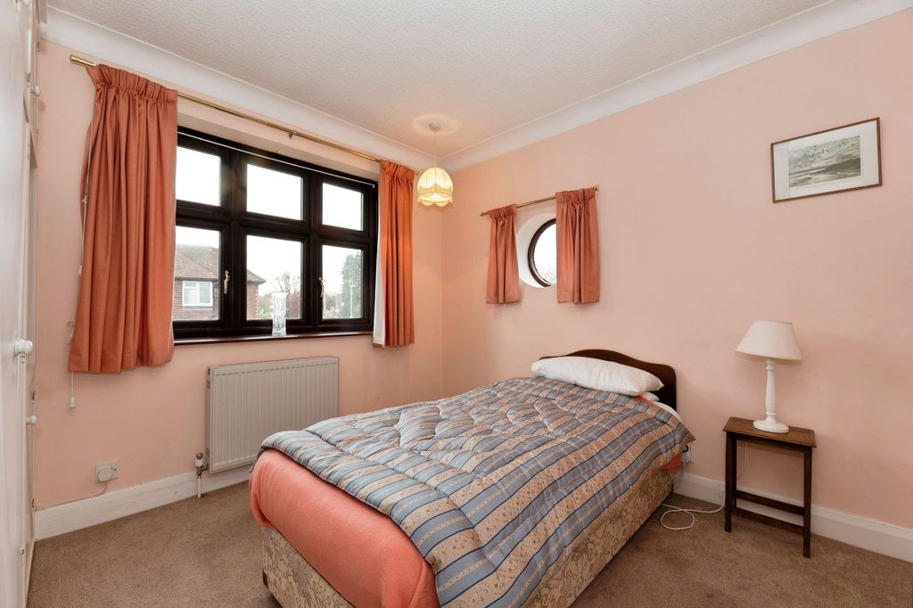 Additional image 8 of 4 bed detached house for saleManor Way, Worcester Park KT4