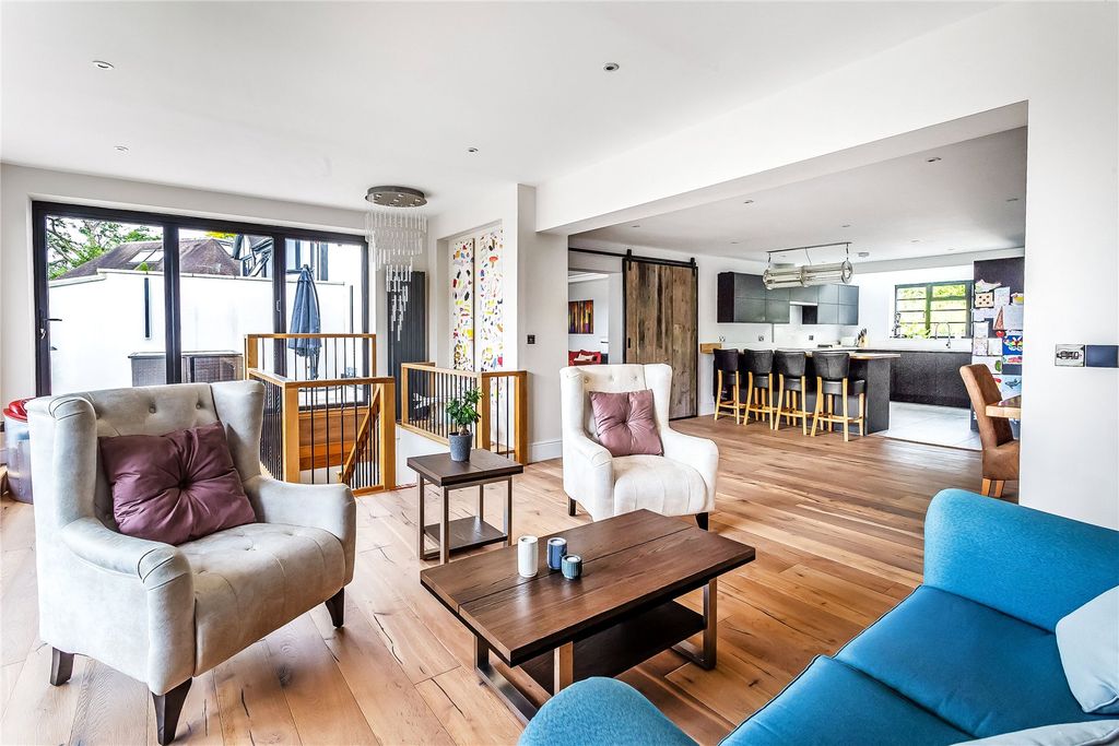 Additional image 18 of 6 bed detached house for saleHook Heath, Surrey GU22