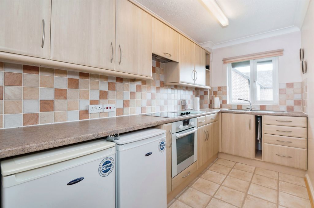 Additional image 3 of 2 bed maisonette for saleSharon Road, West End, Southampton SO30