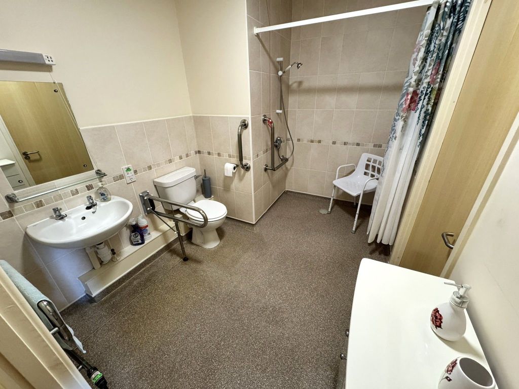 Additional image 11 of 2 bed flat for saleWinehala Court, Sandbeds Road, Willenhall WV12