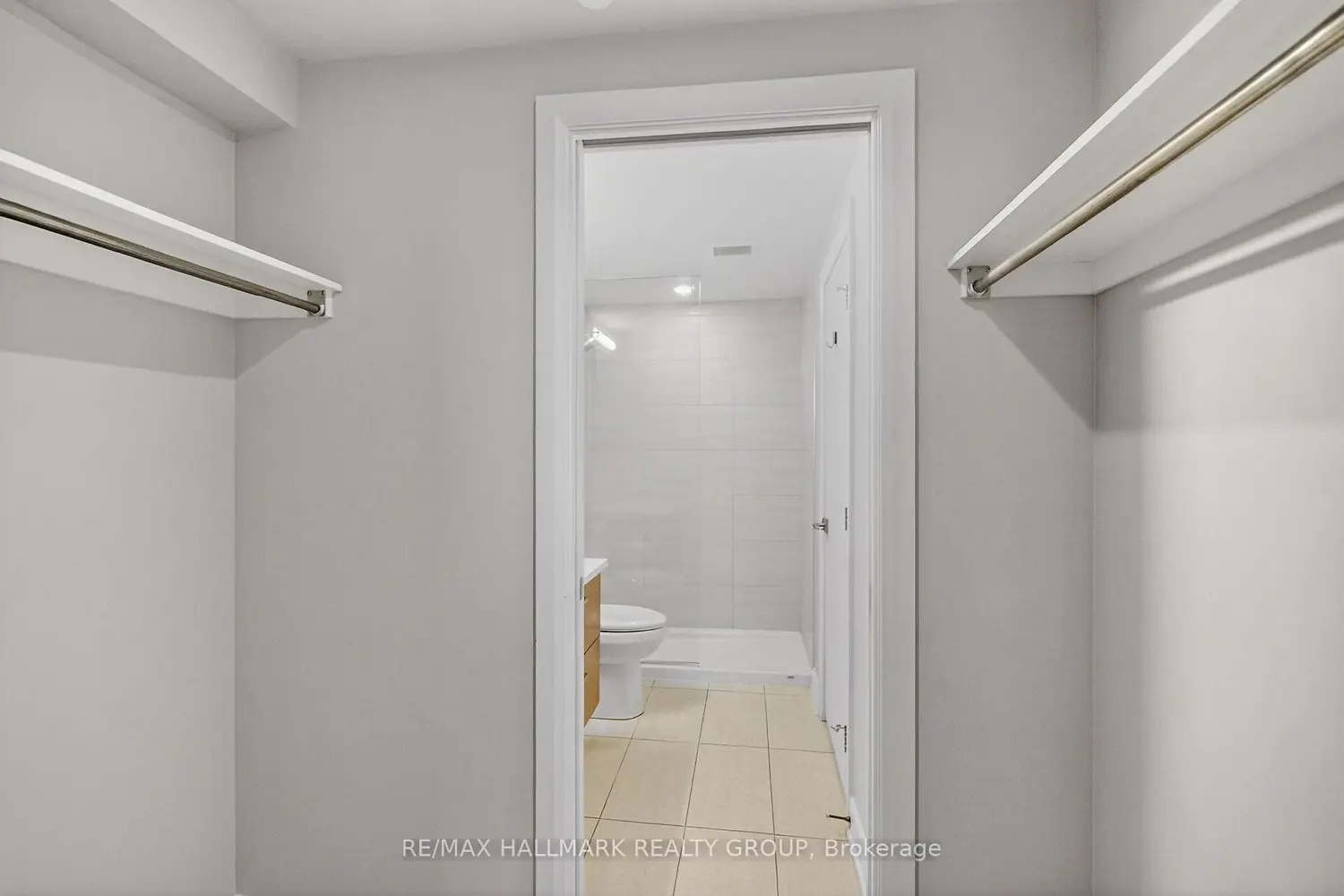 Additional image 16 of 10 Rosemount Avenue 503