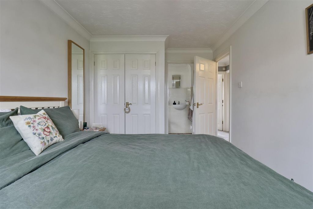 Additional image 9 of 2 bed flat for saleKing Charles Street, Portsmouth PO1