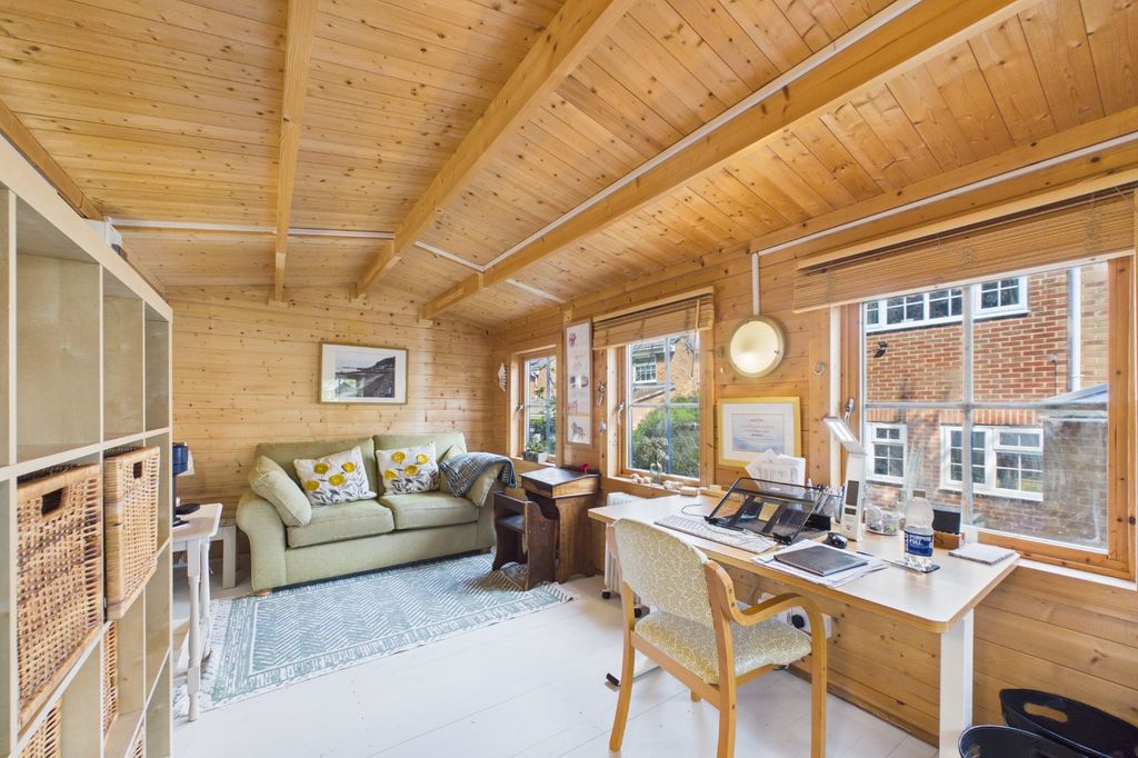 Additional image 16 of 4 bed detached house for saleChristie Walk, Yateley, Hampshire GU46