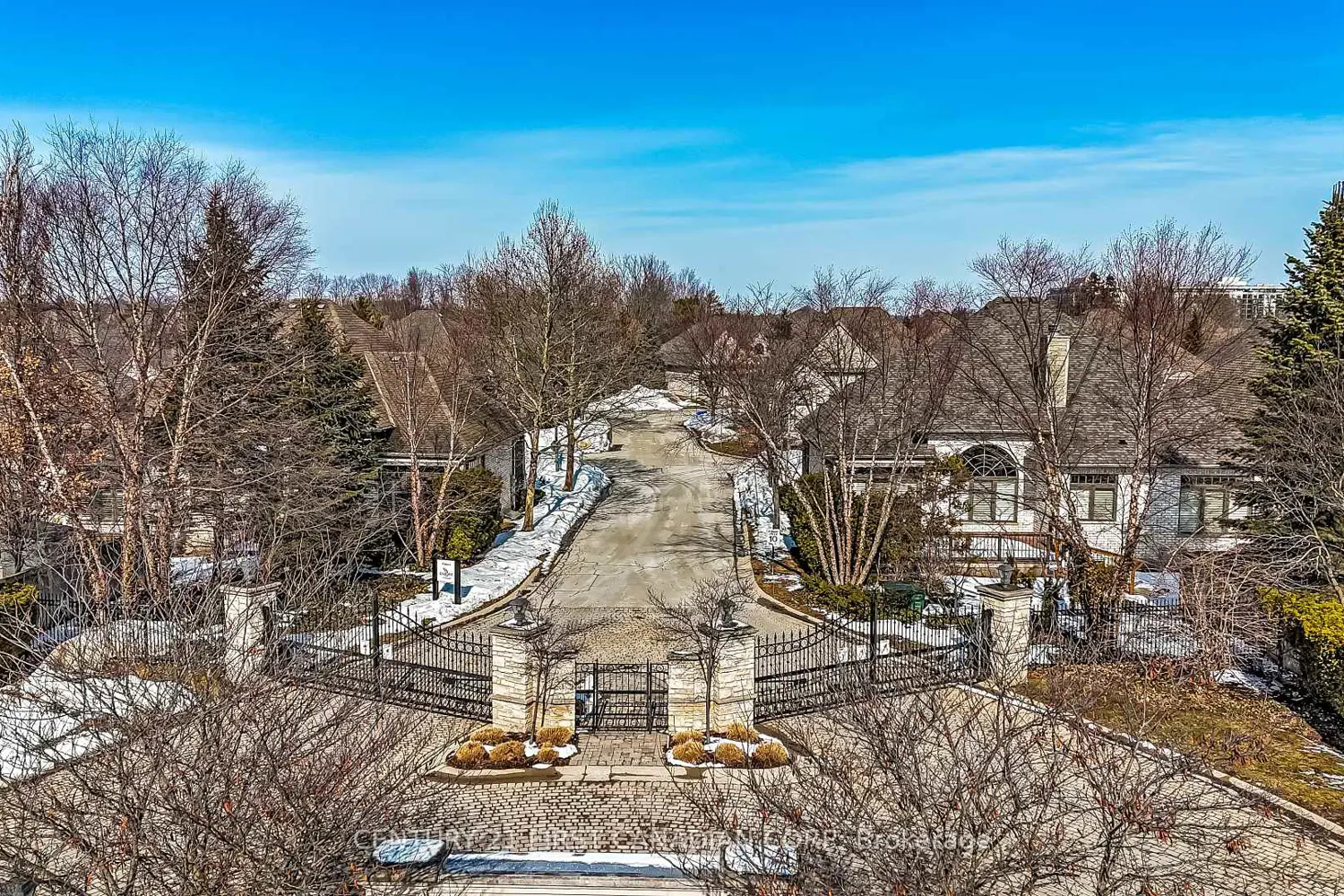 Additional image 11 of 2014 Valleyrun Boulevard 4