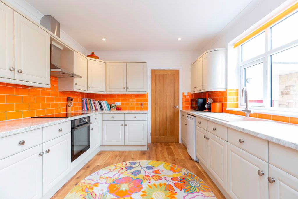 Additional image 8 of 3 bed bungalow for saleBrookside, Gillingham SP8