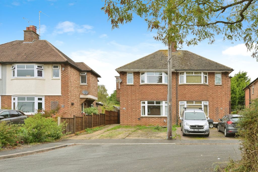 Additional image 13 of 3 bed semi-detached house for saleCrescent Close, Market Harborough LE16