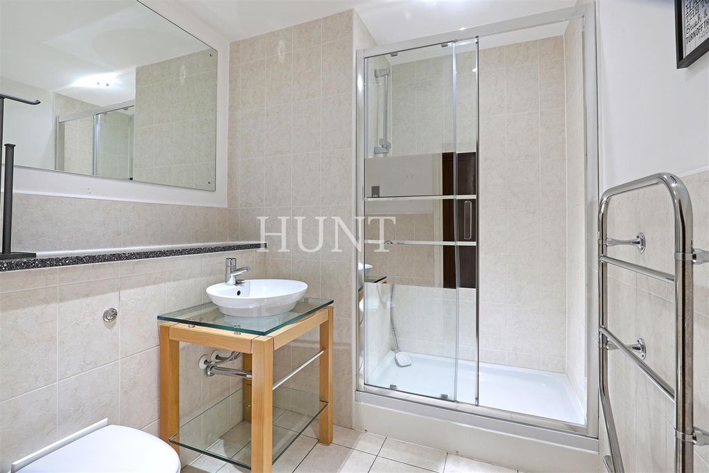 Additional image 20 of 4 bed flat for saleThe Manor, Repton Park, Woodford Green, Essex IG8
