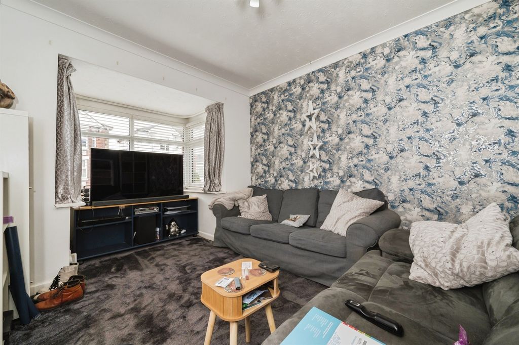 Additional image 6 of 3 bed terraced house for saleWeston Grove Road, Southampton SO19