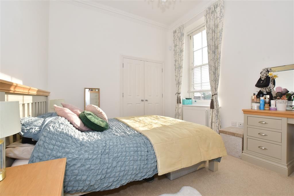 Additional image 8 of 2 bed flat for saleWhitecroft Park, Newport, Isle Of Wight PO30