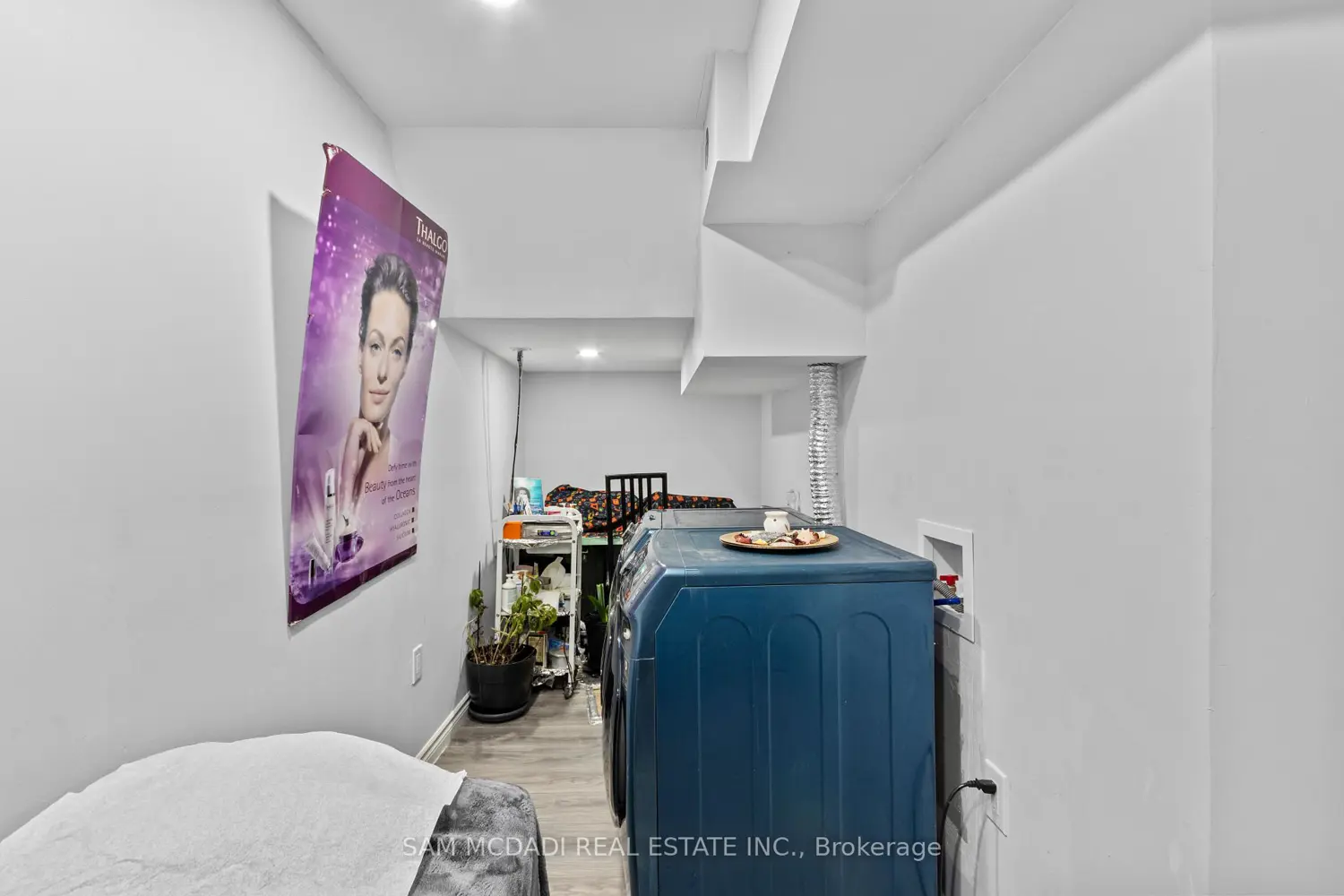 Additional image 13 of 2743 Oriole Drive