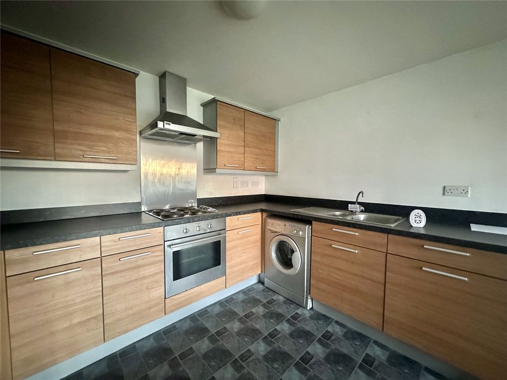 Additional image 5 of 2 bed flat for saleSt. Michaels View, Widnes, Cheshire WA8