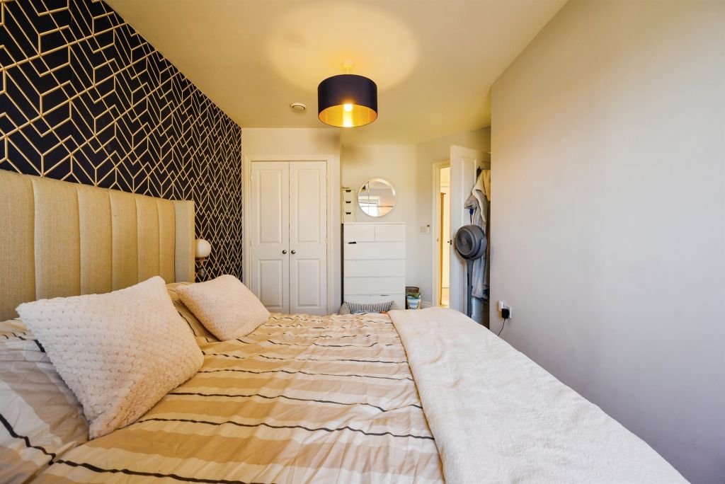 Additional image 12 of 2 bed flat for saleTudor Crescent, Portsmouth PO6