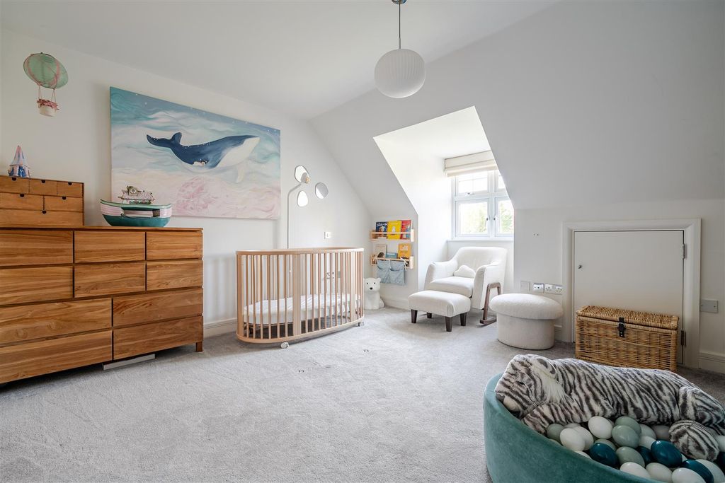 Additional image 17 of 2 bed flat for saleLanden House, Rectory Road Wokingham, Berkshire RG40