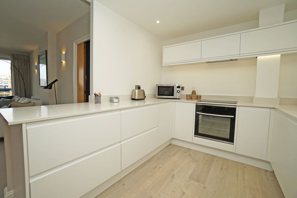 Additional image 14 of 2 bed flat for salePort Solent, Portsmouth PO6