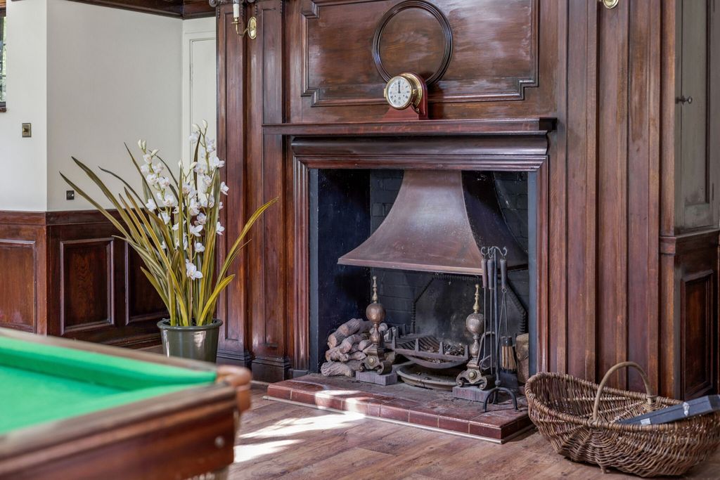 Additional image 13 of 8 bed detached house for saleDanes Hill, Woking GU22
