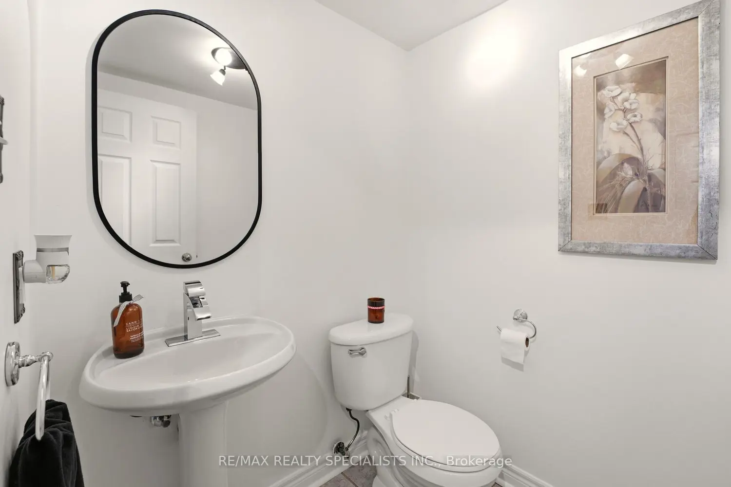 Additional image 8 of 16 Curry Crescent