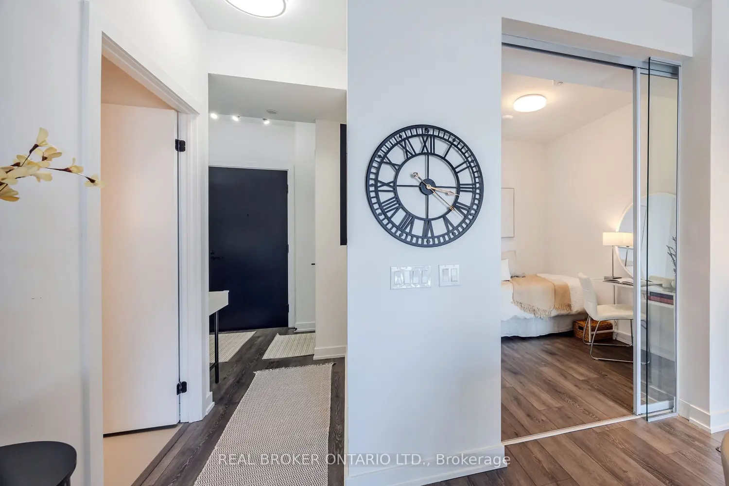 127 Broadway Avenue 2101S