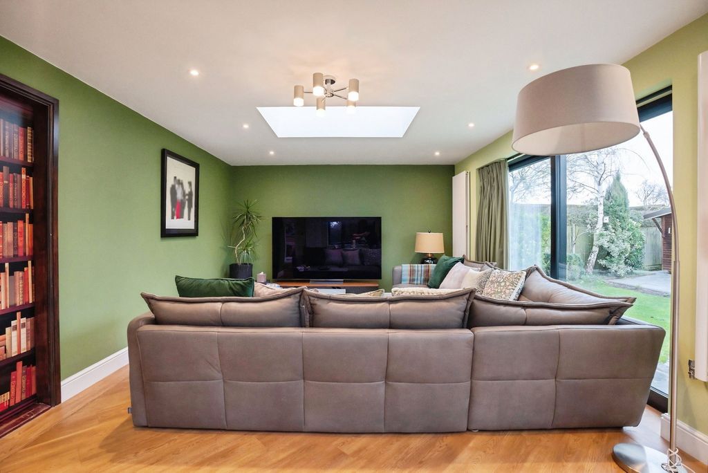 Additional image 22 of 4 bed detached house for saleHough Green Road, Widnes WA8