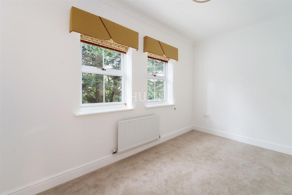 Additional image 16 of 6 bed detached house for saleRegents Drive, Repton Park, Woodford Green, Essex IG8