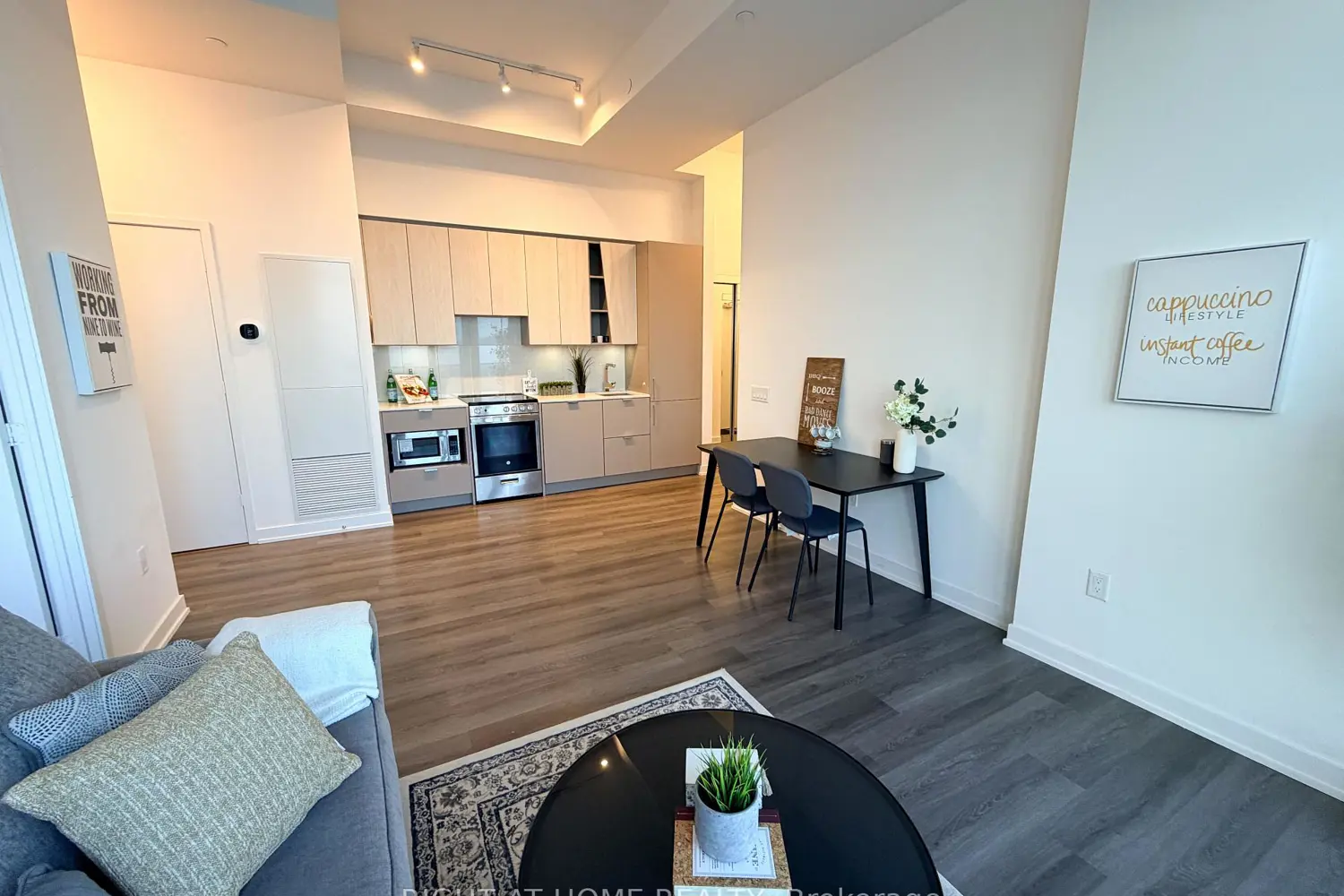 Additional image 12 of 3883 Quartz Road 2505