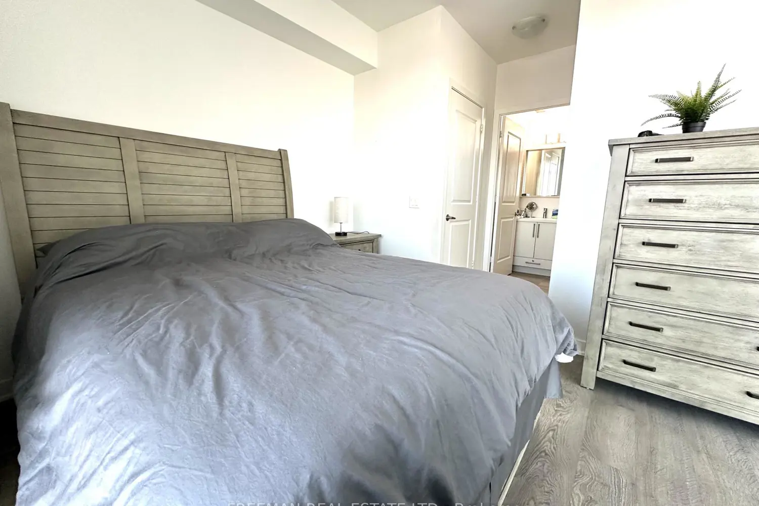 Additional image 12 of 4699 Glen Erin Drive 1509